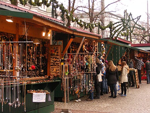 Weihnachtsmarkt am Mirabellplatz w Salzburgu