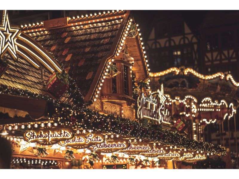 Osvětlení vánočních trhů